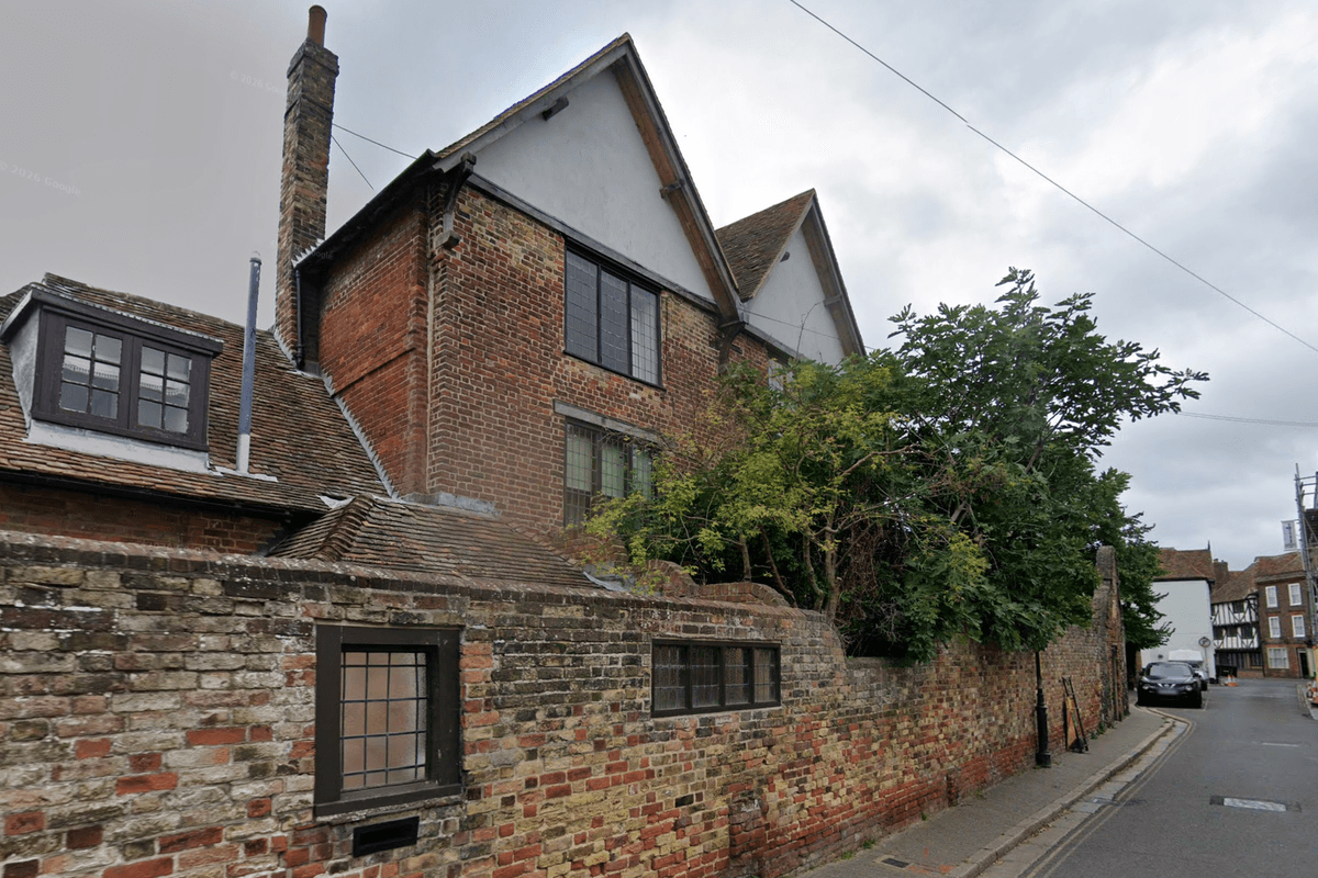 Couple sue Environment Agency for £4.5m over flood wall that left 500-year-old home 'boggy'