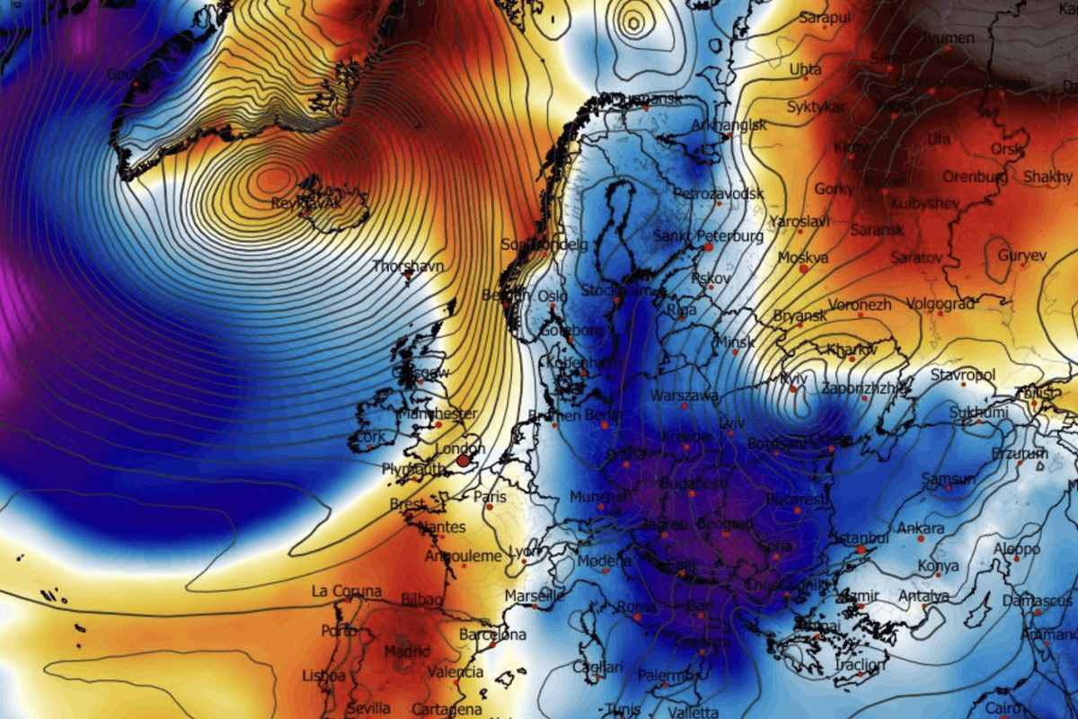 Bitter chill sweeps Britain as 'amplified' jet stream brings weekend of sub-zero temperatures