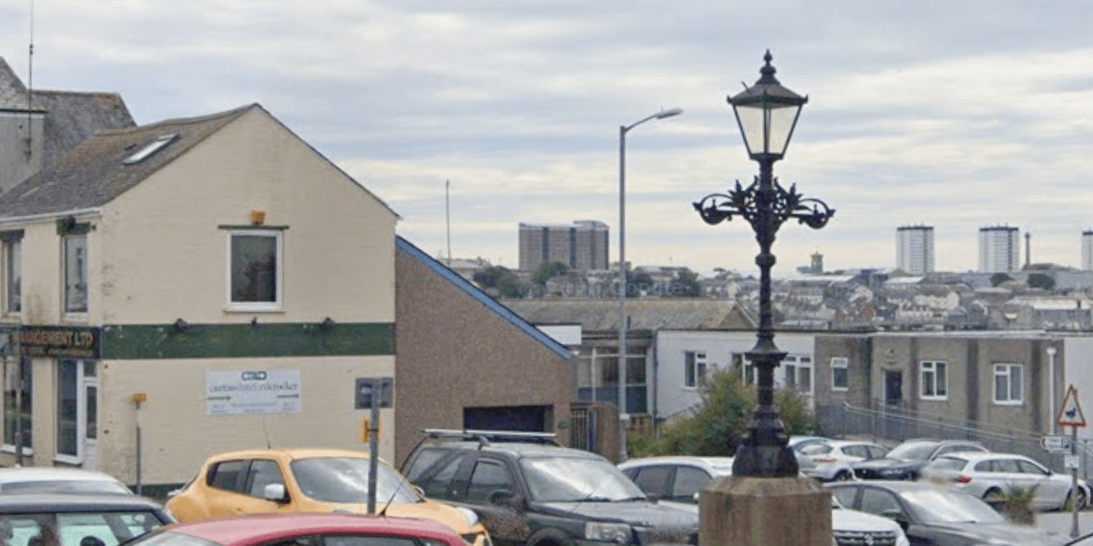 Cornwall town of Torpoint fights back against ‘sacrilegious’ decision to swap historic lantern with ‘bit of tat’ Cornwall town of Torpoint fights back against ‘sacrilegious’ decision to swap historic lantern with ‘bit of tat’