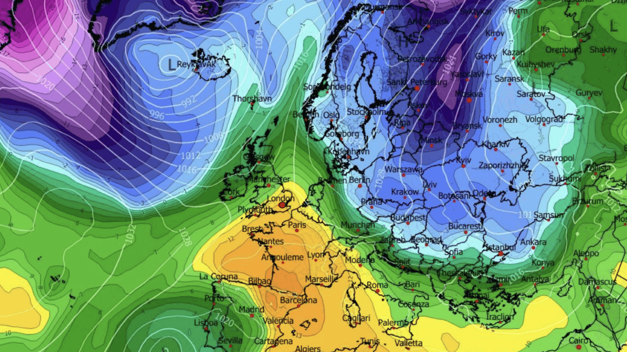 Britain to see hottest day of the year so far with temperatures reaching 24C as tropical winds sweep in from Middle East