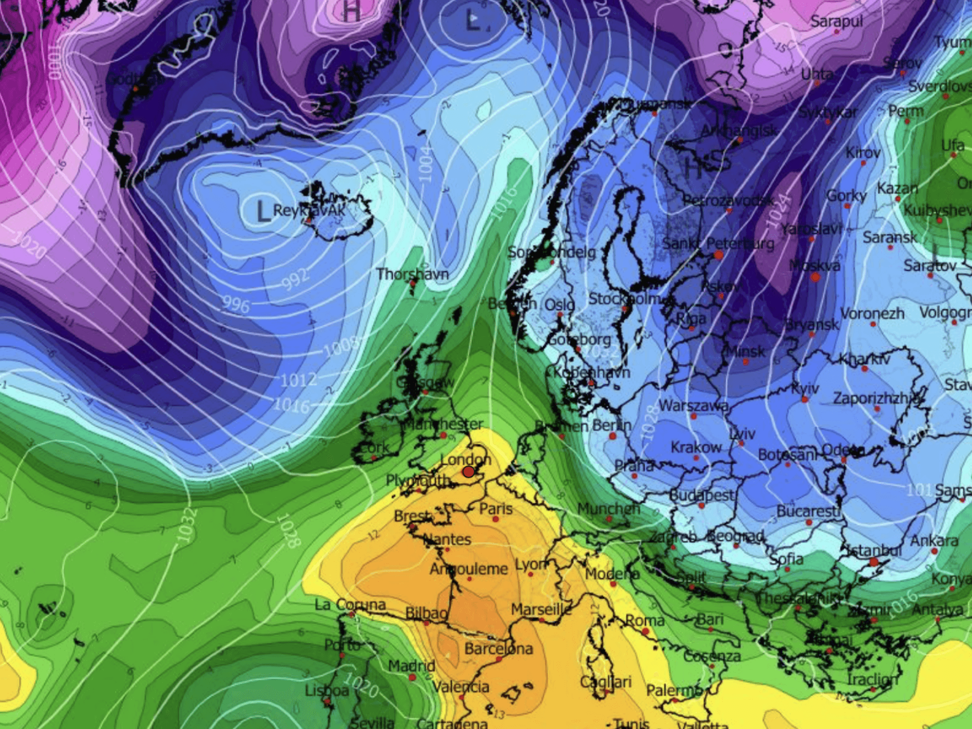 Britain to see hottest day of the year so far with temperatures reaching 24C as tropical winds sw...