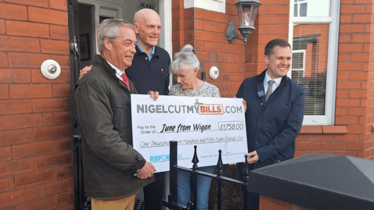 Watch the moment Nigel Farage and Robert Jenric...