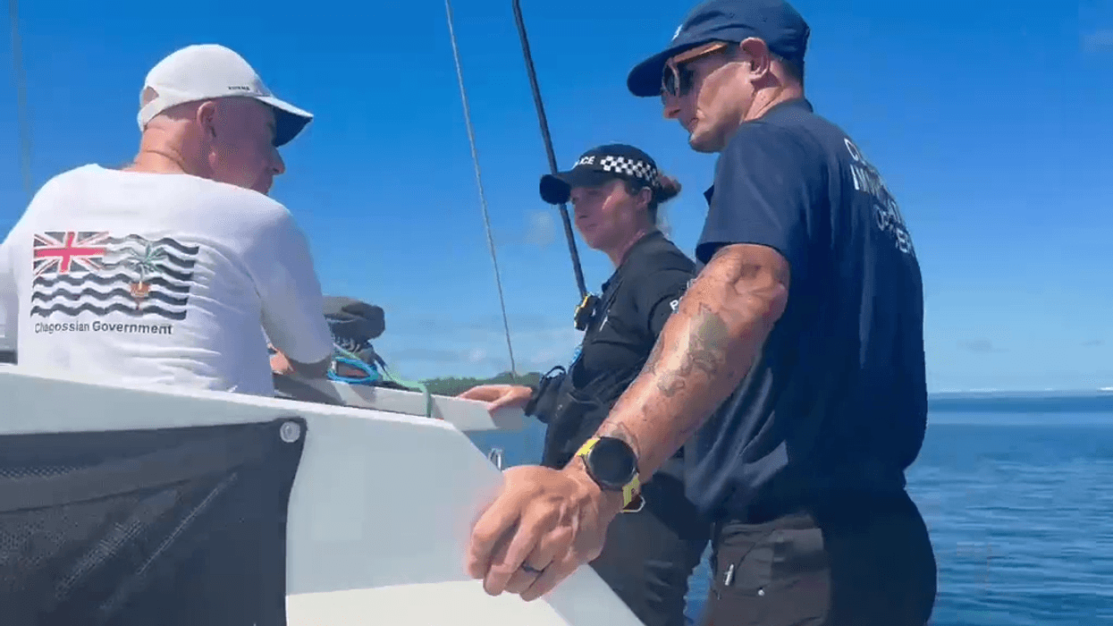 WATCH: Border Force officials storm ship bringing vital supplies to Chagos