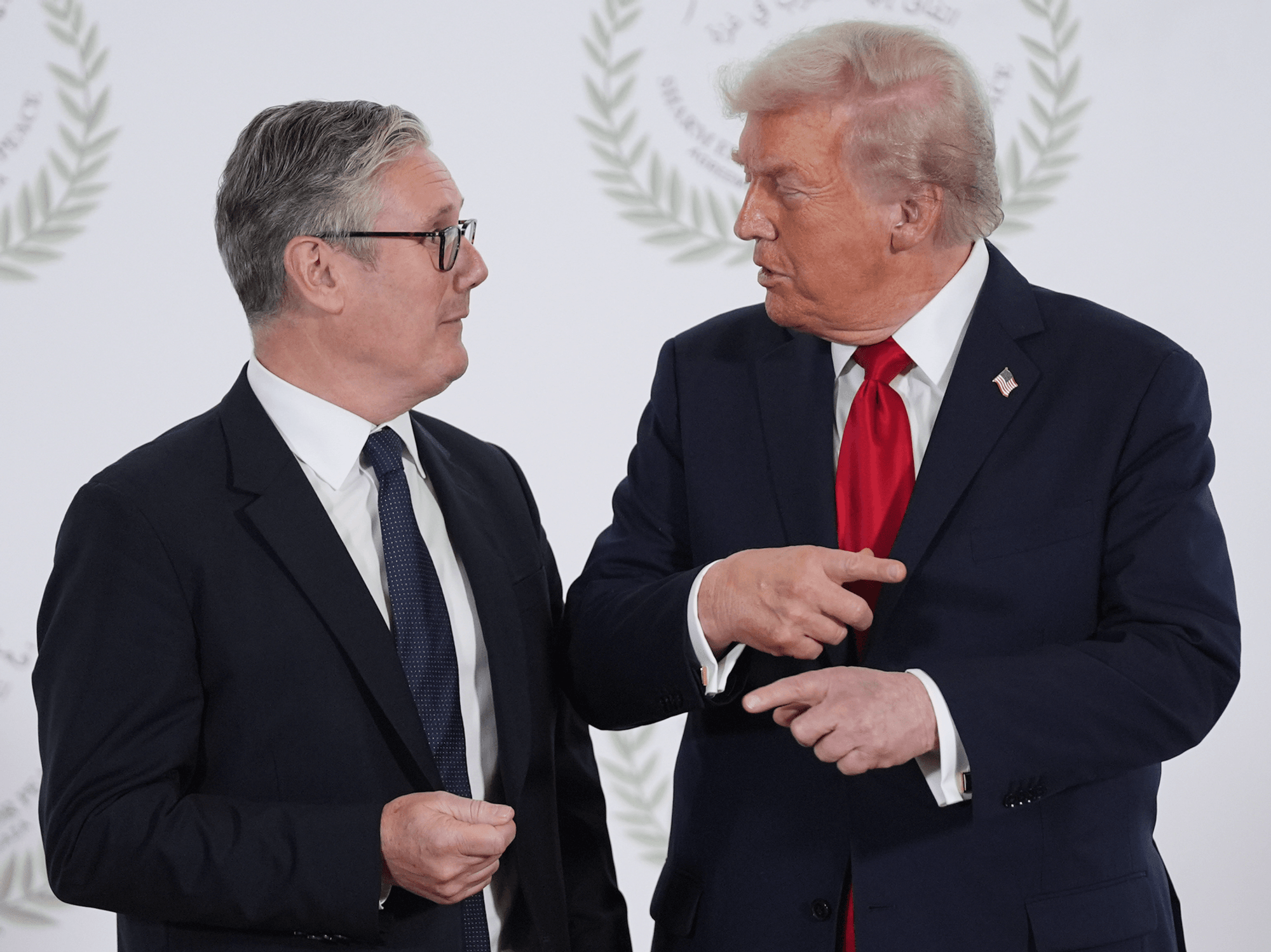 Donald Trump sinks Keir Starmer's signature project without waving his pen. This is 4D chess - Lee Cohen