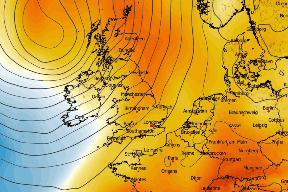 UK weather: Tropical winds trigger temperature surge but tussling weather patterns to drench north