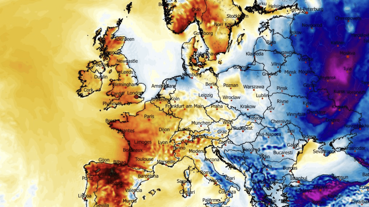 Britons told to watch for spate of electric shocks as dry conditions produce unusual weather phenomenon