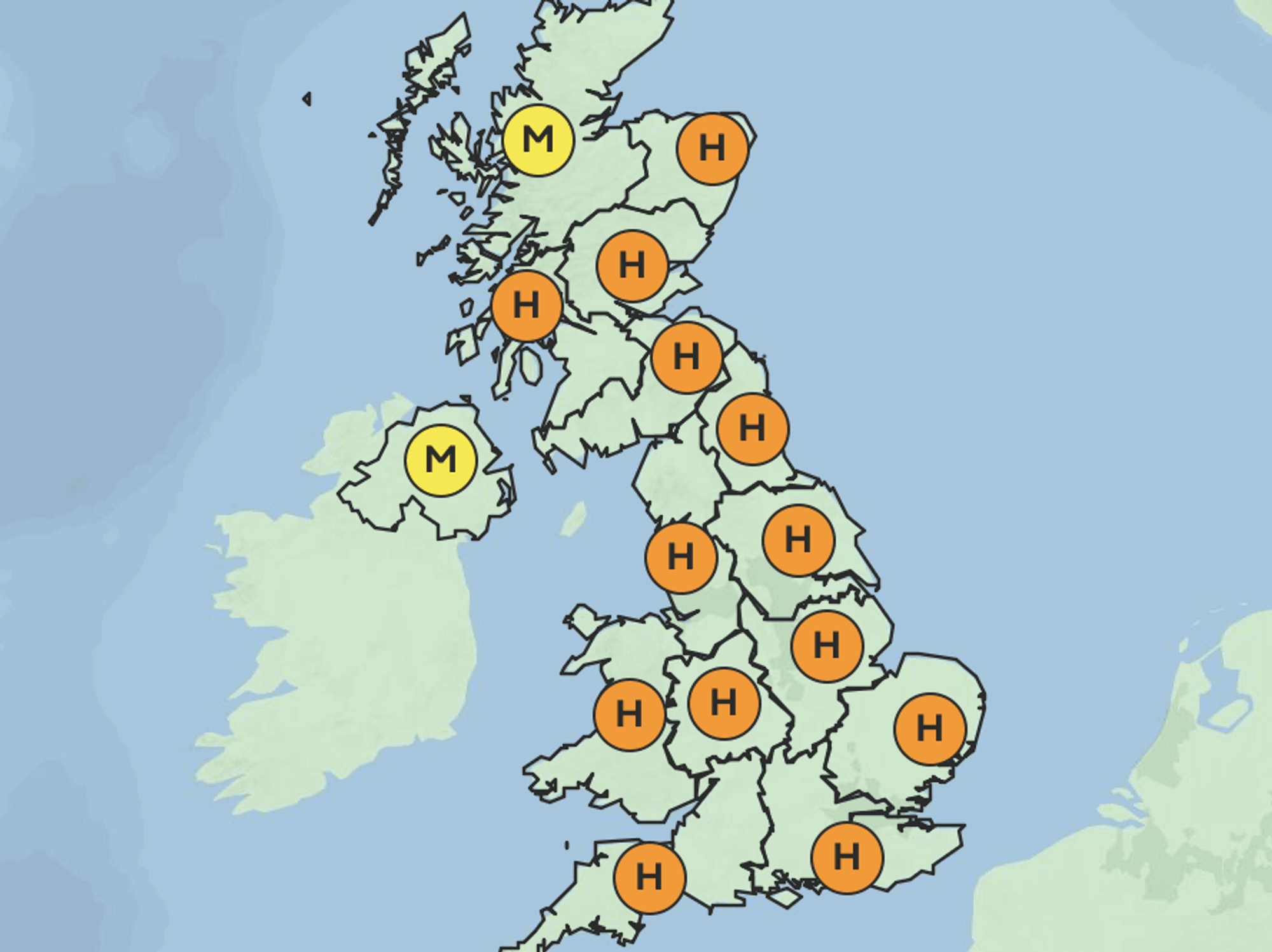 Bone-dry winds and ramping temperatures threaten hay fever misery, with Britain on high pollen alert