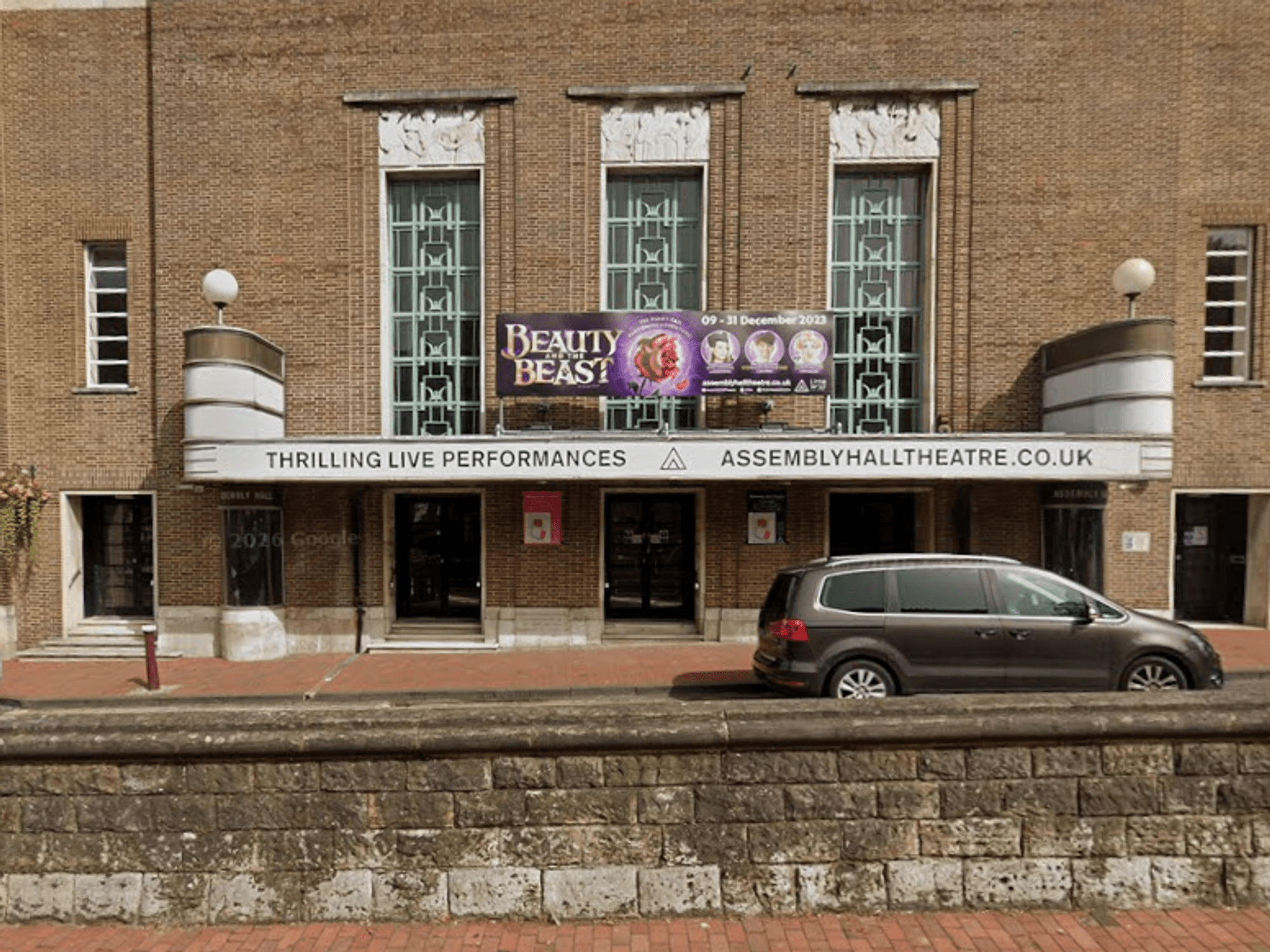 Jewish women left 'frightened' after 'intimidating' chants of 'f**k Israel' break out at council-...