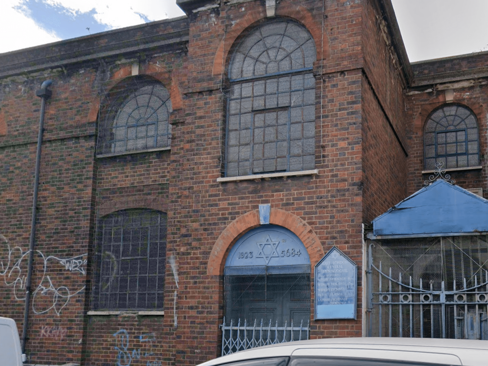 Counter-terror police investigating suspected arson attack on former synagogue in Tower Hamlets