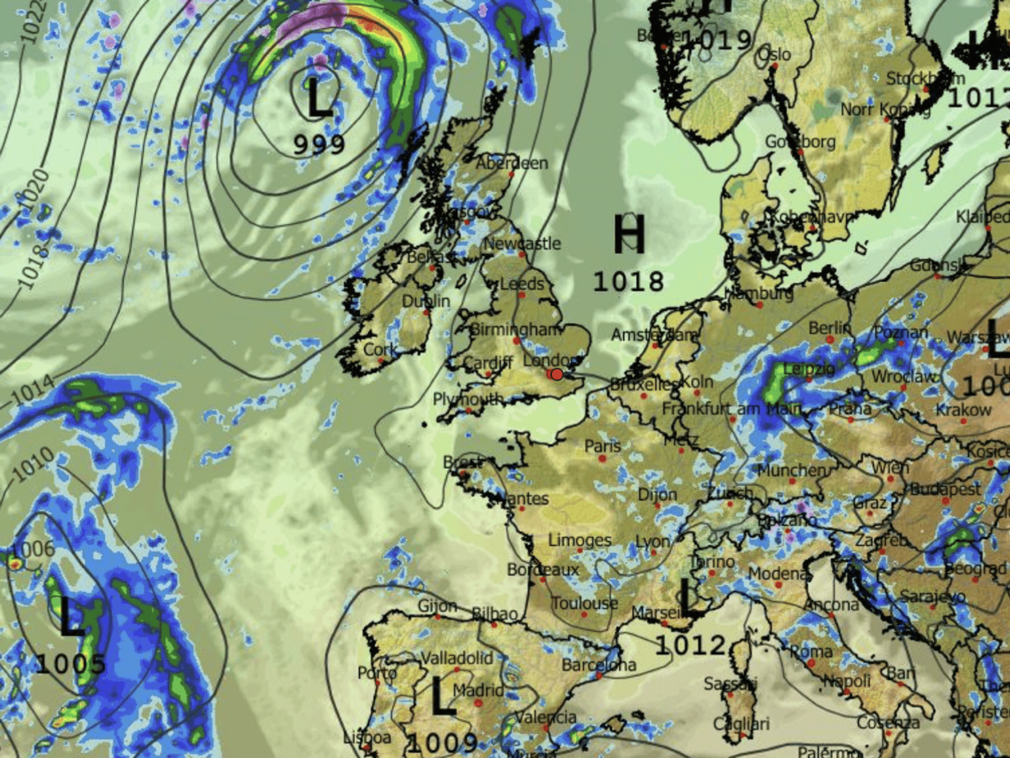 Weather in Britain set for thundery deluge after coldest May night for five years