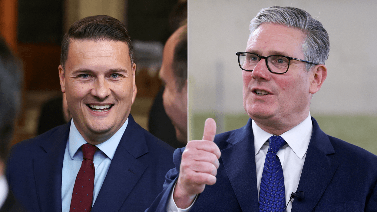 Keir Starmer has 'full confidence' in Wes Streeting as Health Secretary mulls resigning and spark...