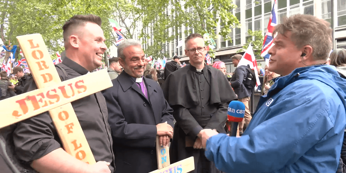 Three ministers join forces to ‘pray and to lift up our nation’ at London march Three ministers join forces to ‘pray and to lift up our nation’ at London march