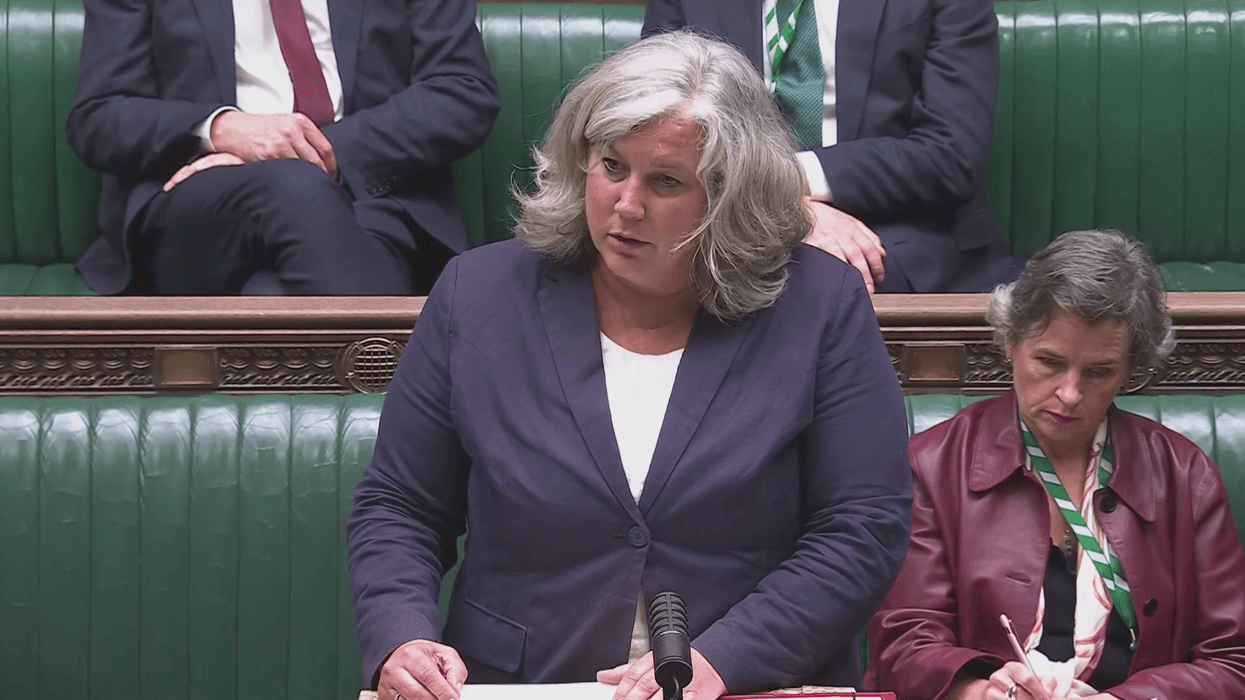 WATCH: Heidi Alexander announces new HS2 cost o...