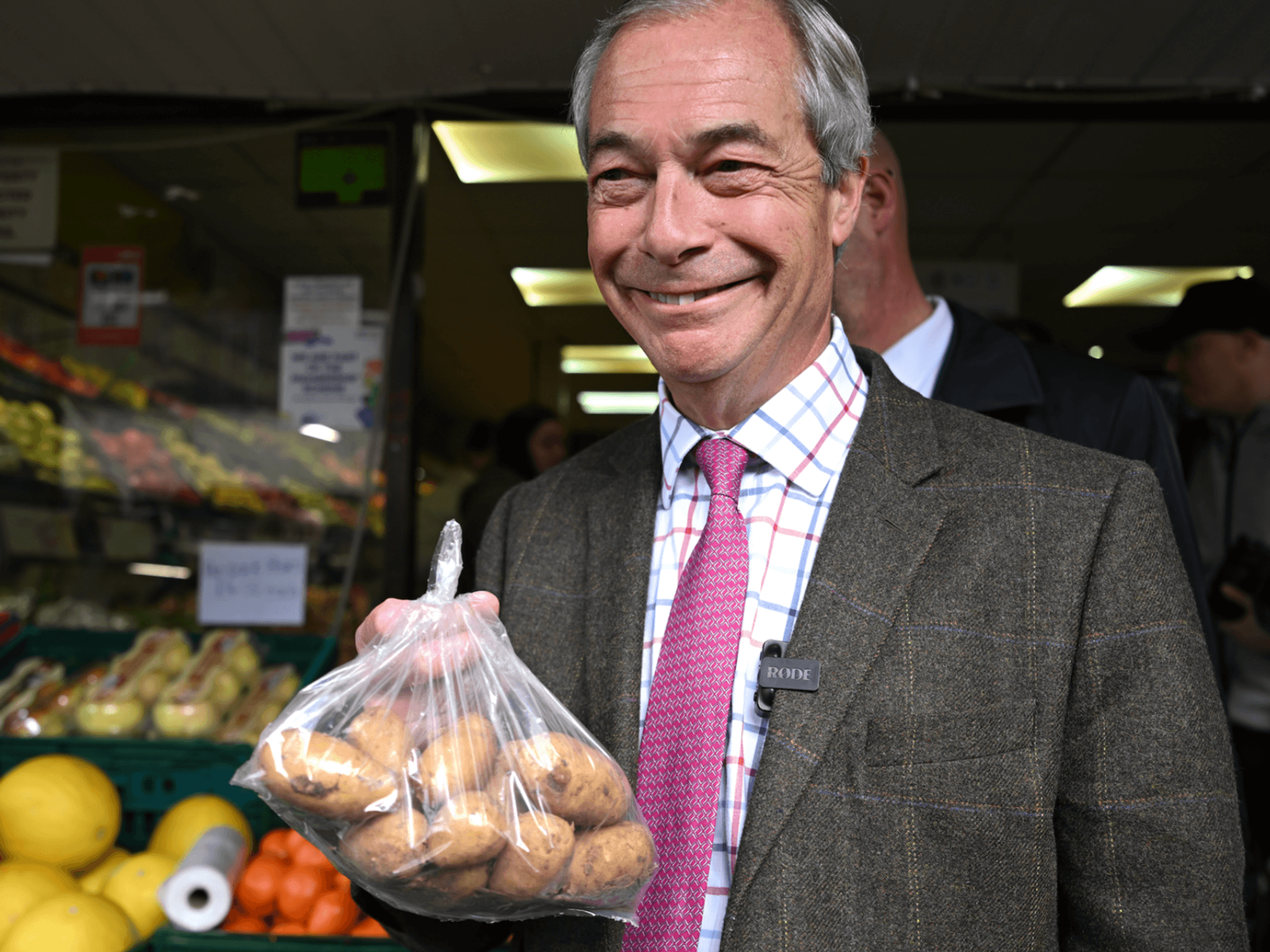 Nigel Farage has ambushed Labour with a Donald Trump-sized surprise that rewards workers