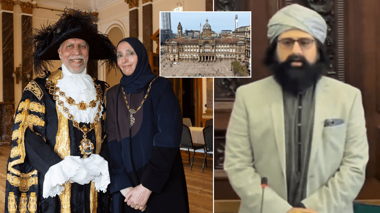Reform councillors demand Birmingham Council only speaks English after Islamic prayer read aloud ...