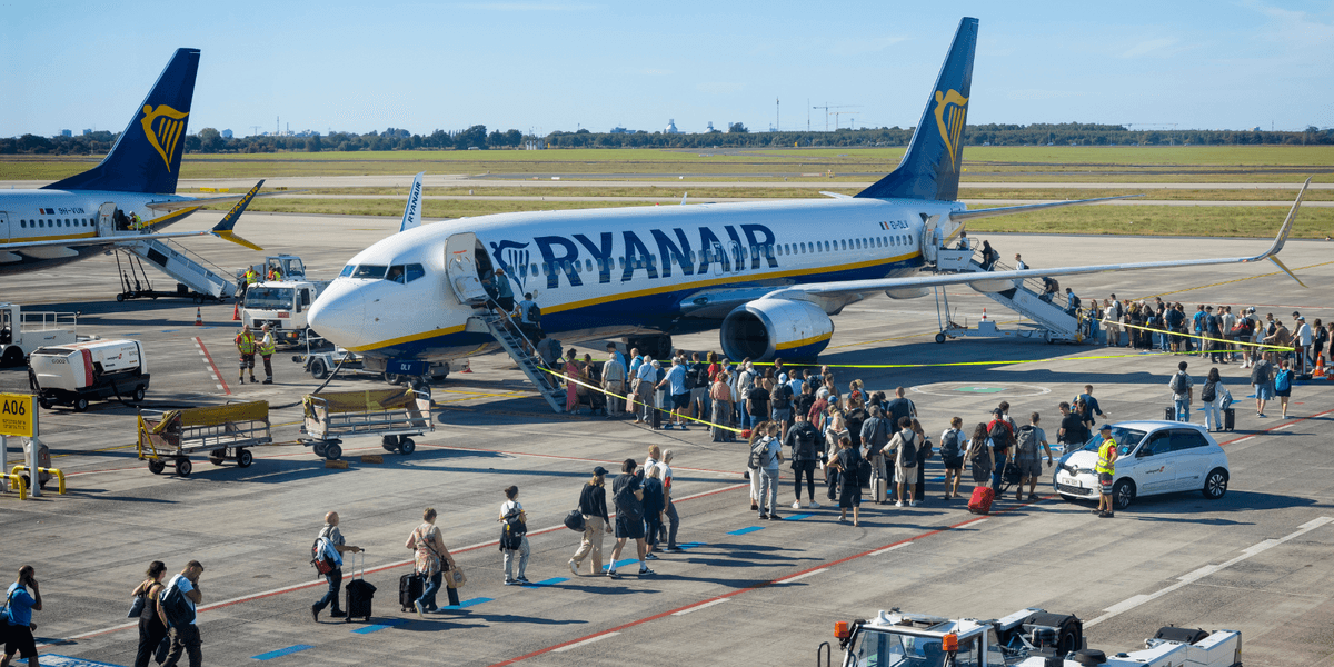Drunk and abusive travellers face flying ban under Labour crackdown Drunk and abusive travellers face flying ban under Labour crackdown