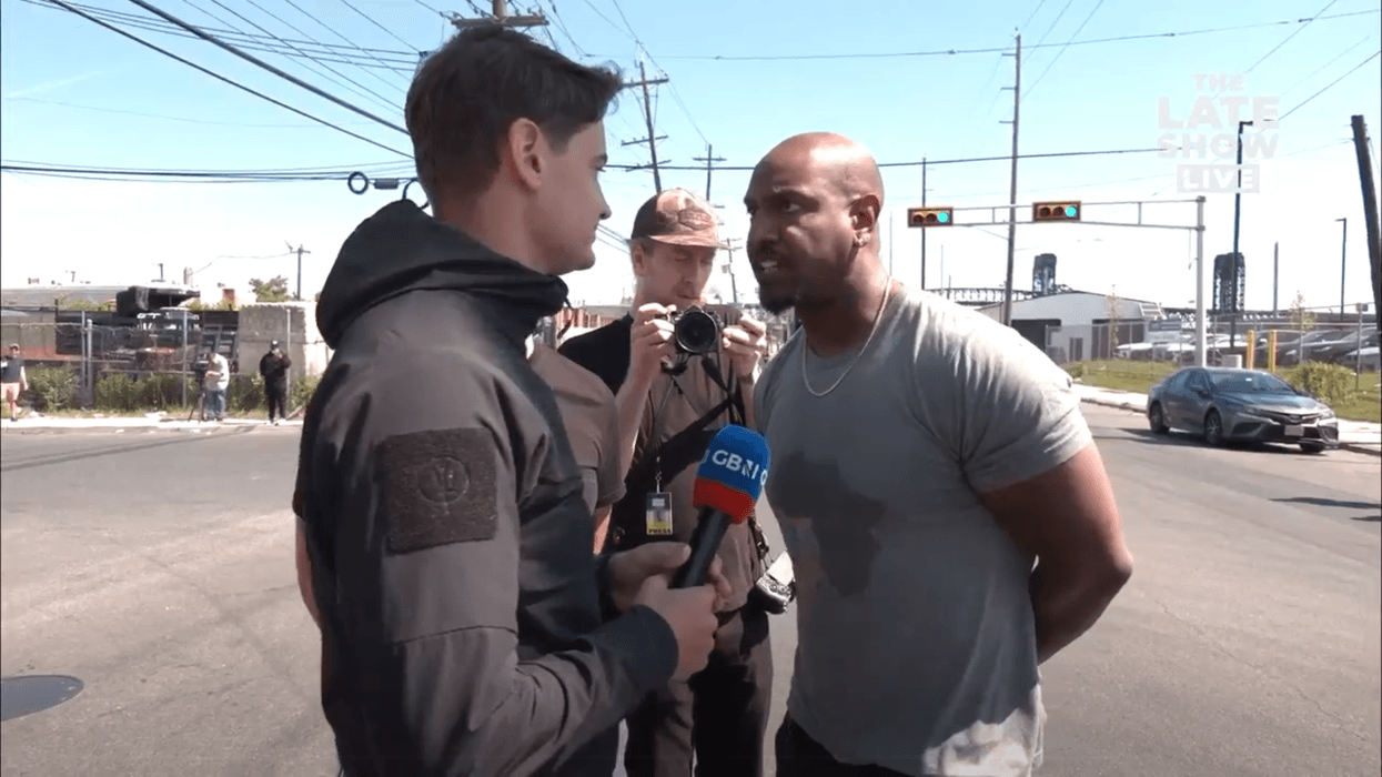 My surprise encounter with a rage-filled, violent thug outside an ICE detention centre