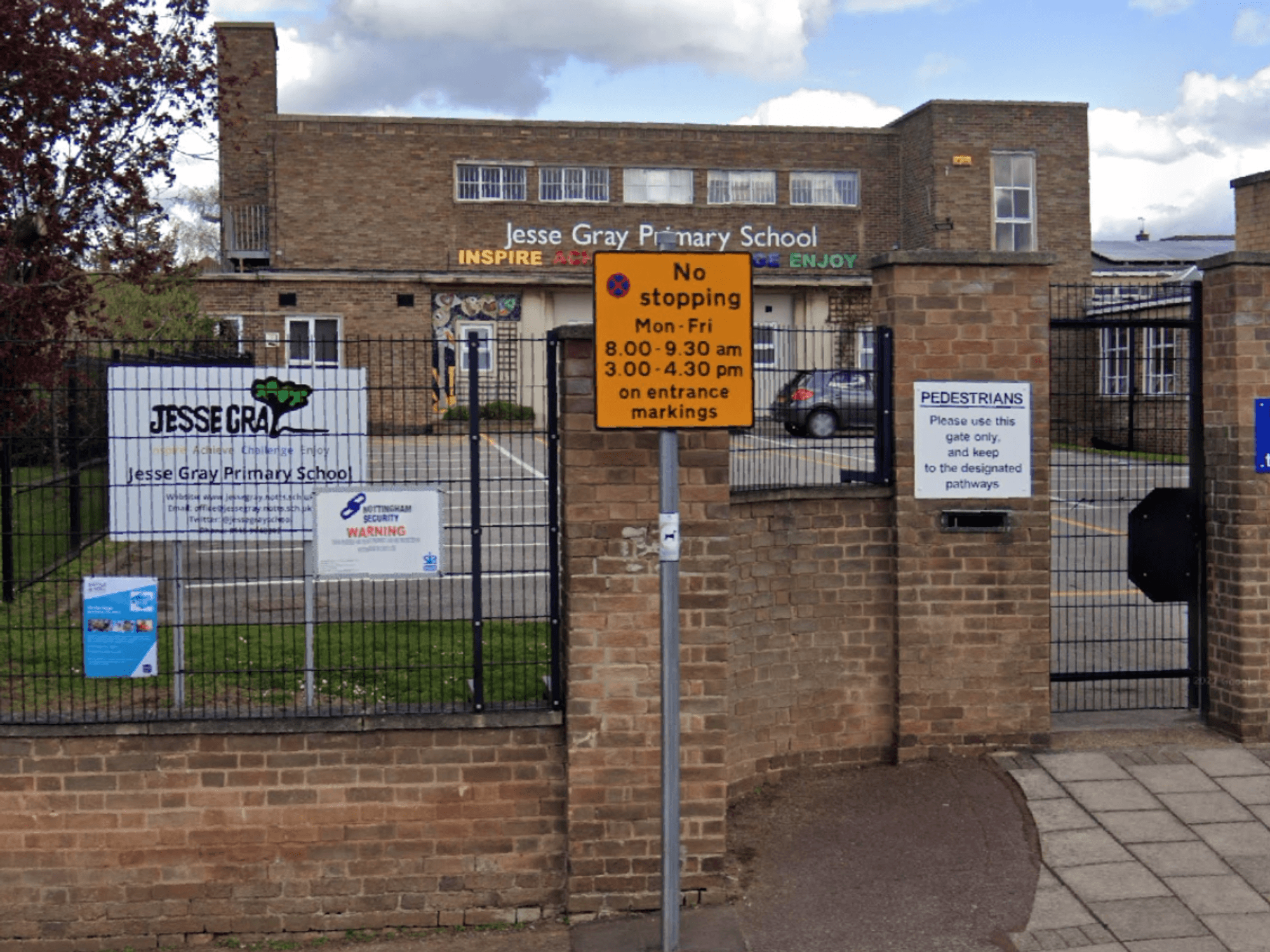 Nine schoolchildren rushed to hospital after 'eating poisonous berries' in playground