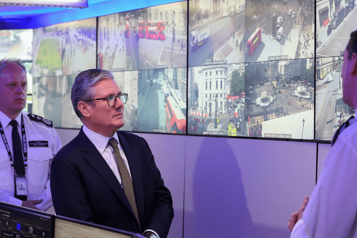 Labour may be spying on Americans, top Trump ally warns in fresh attack on Keir Starmer's Britain