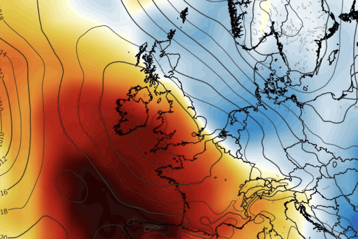 Thunderstorm warning for Scotland as Met Office predicts scorching 30C heat for parts of Britain