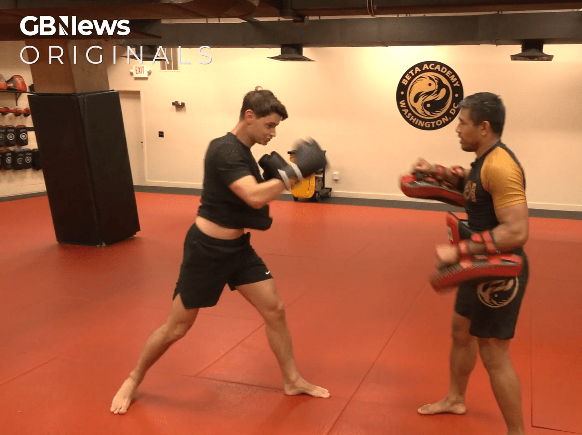 WATCH: GB News' Ben Leo gets in the ring and tries Martial Arts ahead of White House MMA fight