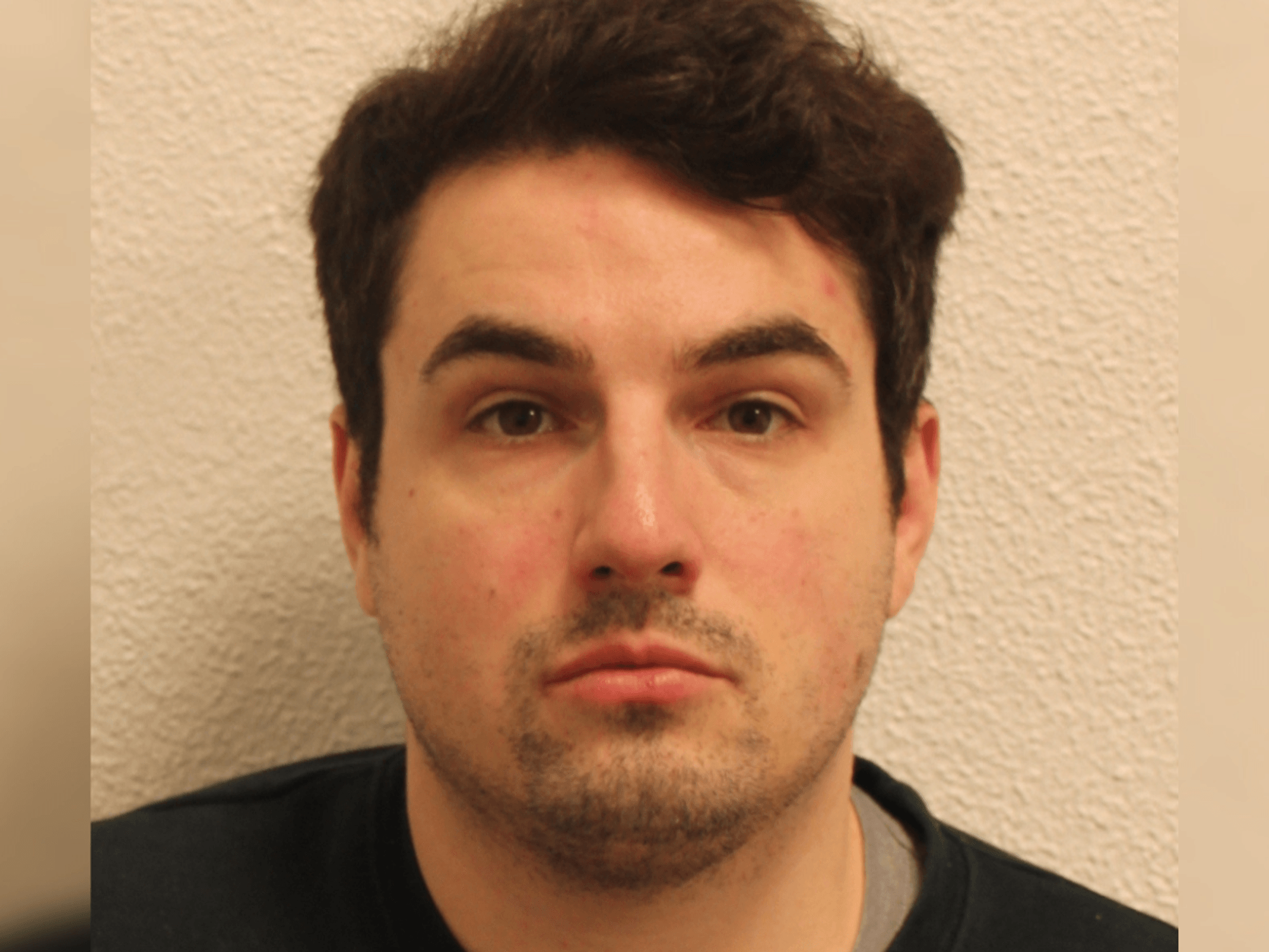 Fraudster jailed after scamming tenants out of £77k using London flat