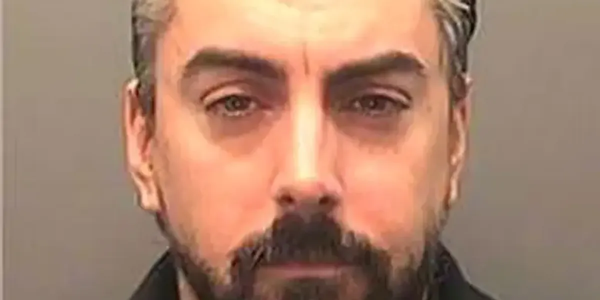 NextImg:Former Lostprophets singer Ian Watkins dies after prison attack