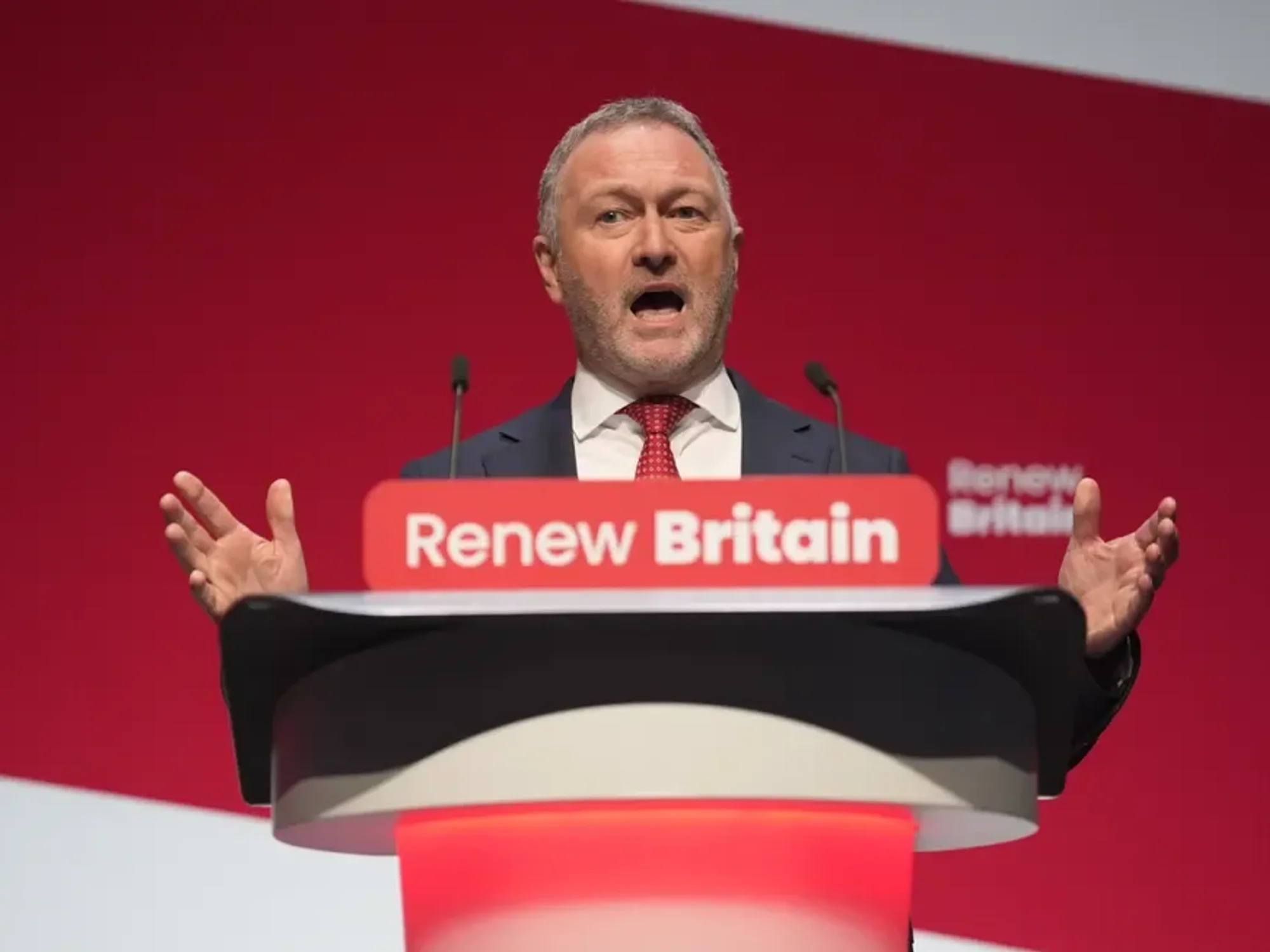 Labour cracks down on four-day weeks as local councils slammed for wasting taxpayers' money