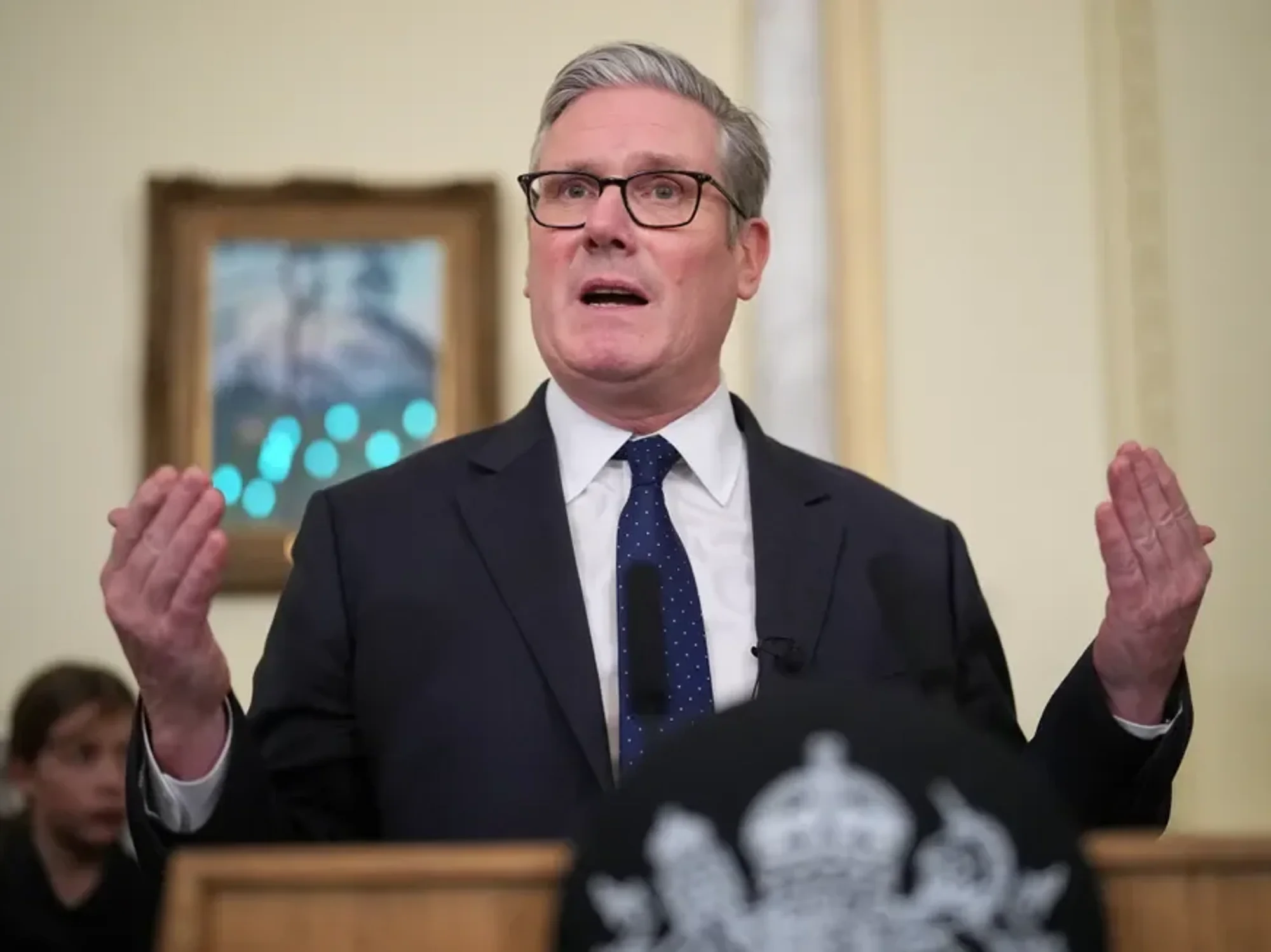 Keir Starmer 'handed 50-50 chance of survival by his own ministers' after 13th U-turn