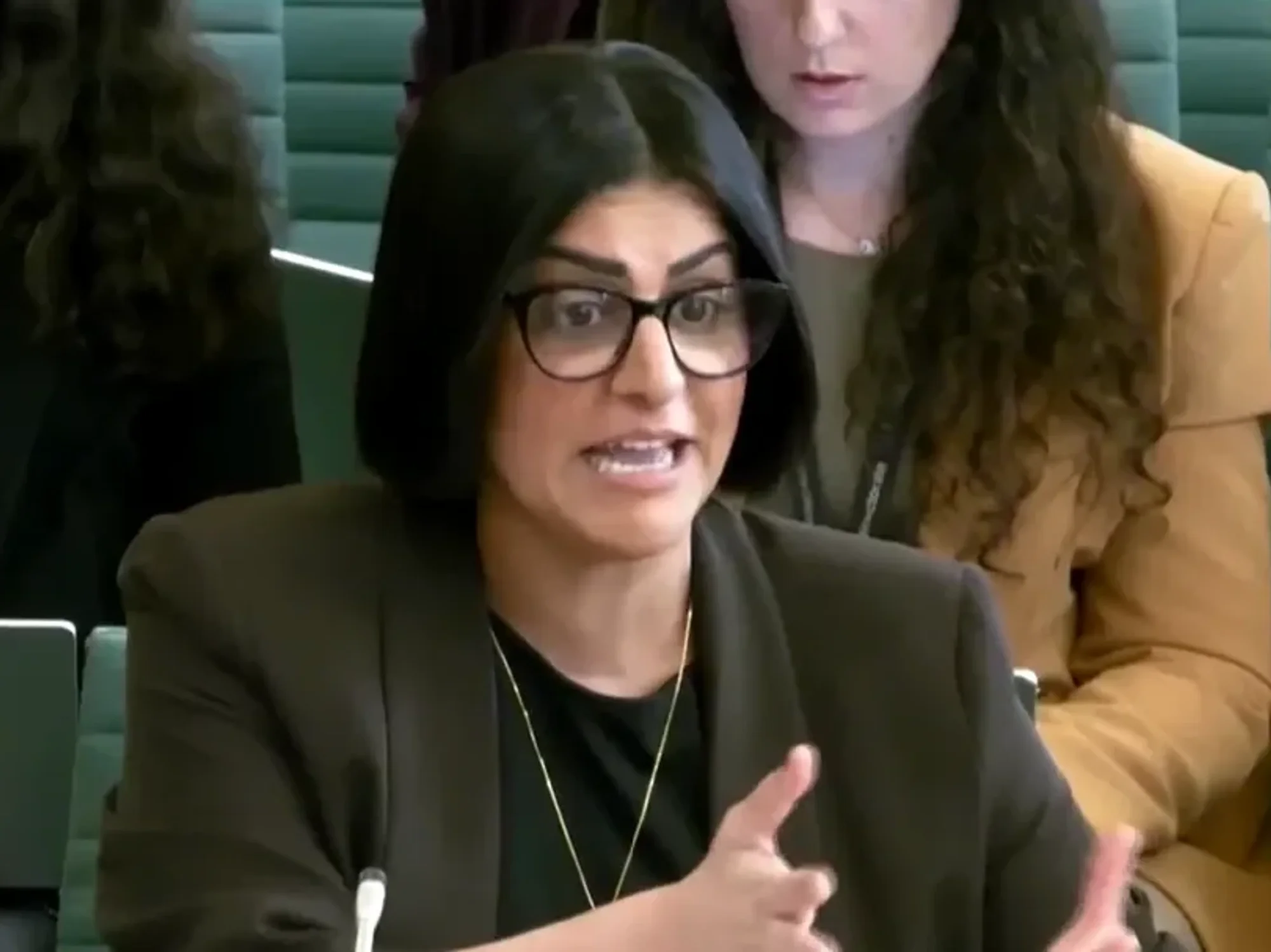 Shabana Mahmood refuses to guarantee small boat crossings will drop by 2027