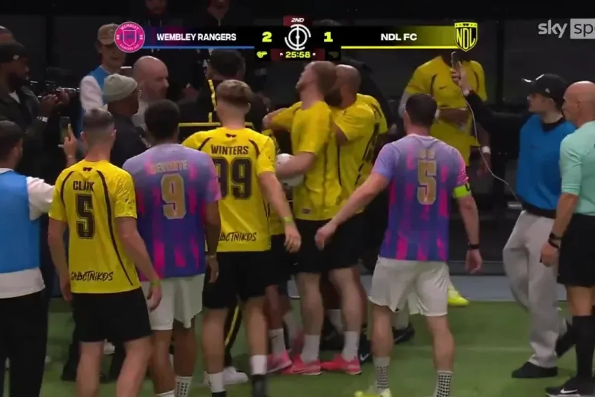 Ian Wright, 62, forced to break up fight between footballers