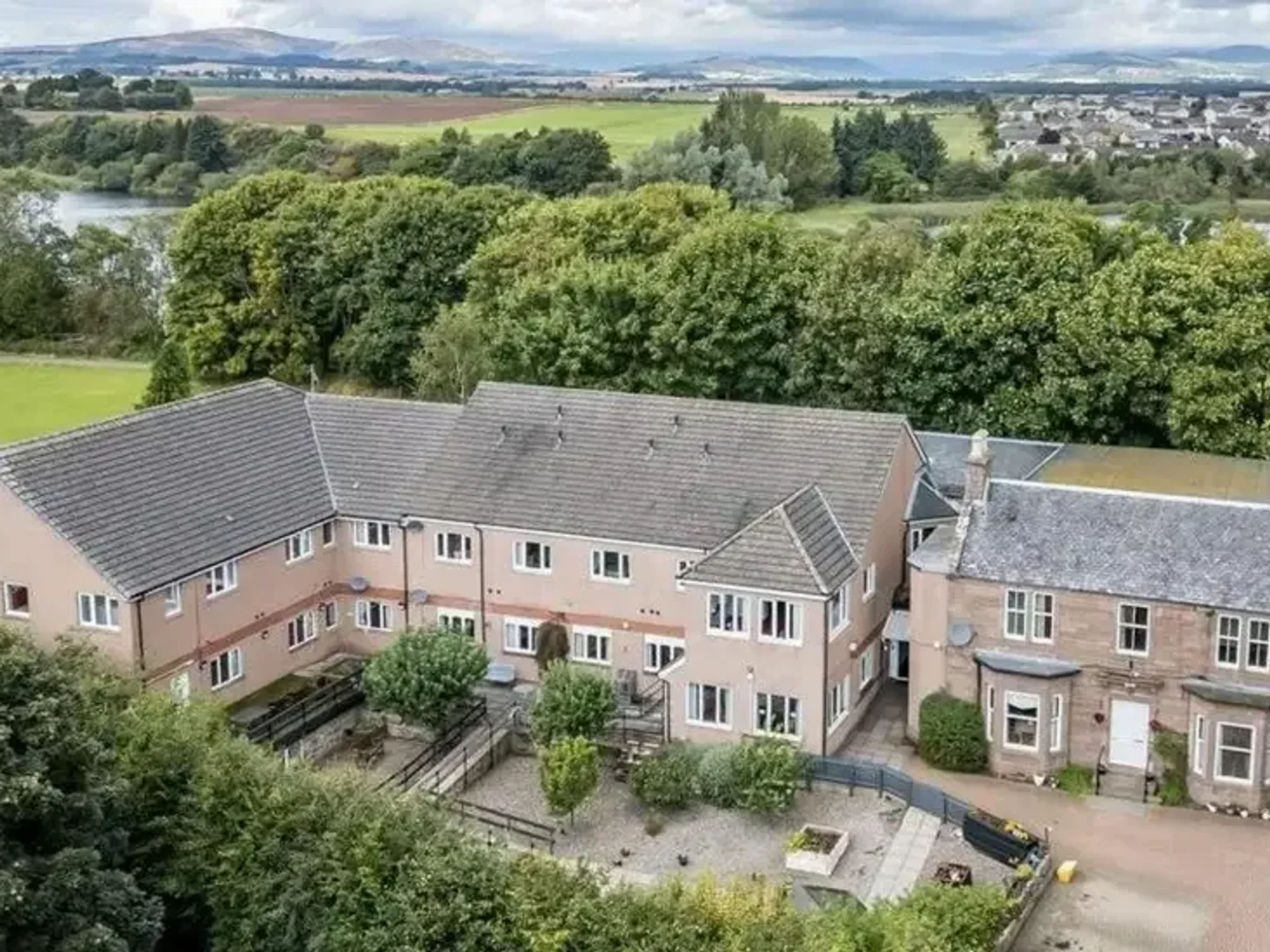 Council denies 'hundreds of migrants' will fill care home converted into massive 35-bed HMO