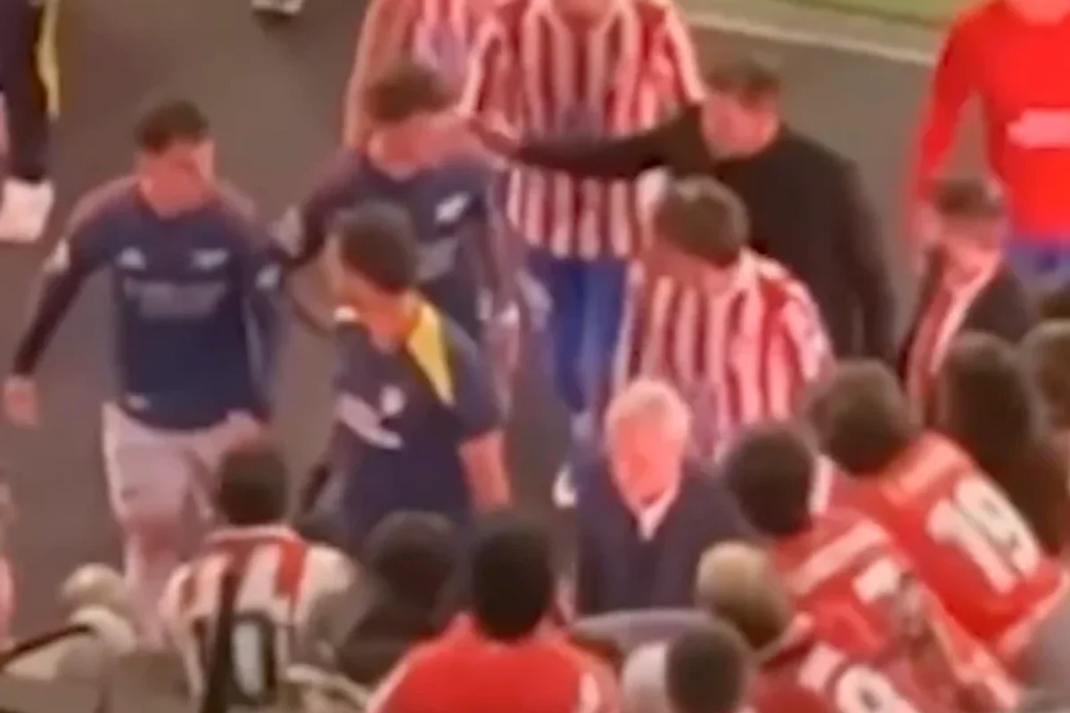 Diego Simeone confronts Arsenal star in tunnel row after Atletico Madrid draw