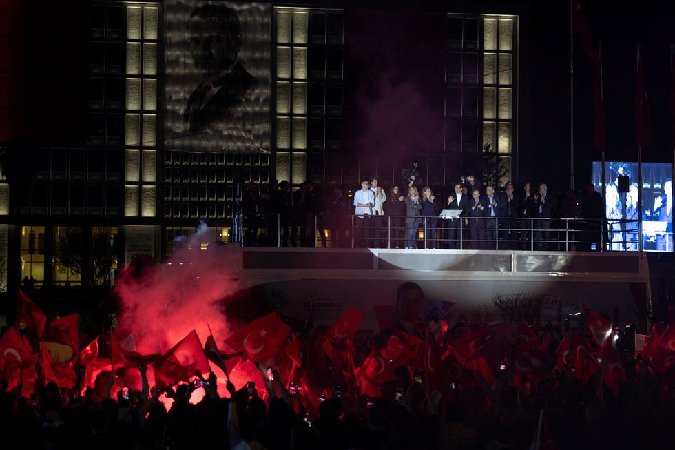 Imamoglu and crowd