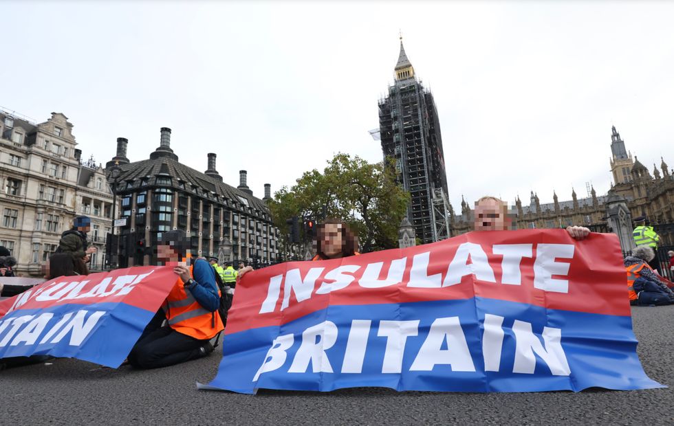 Insulate Britain protestors