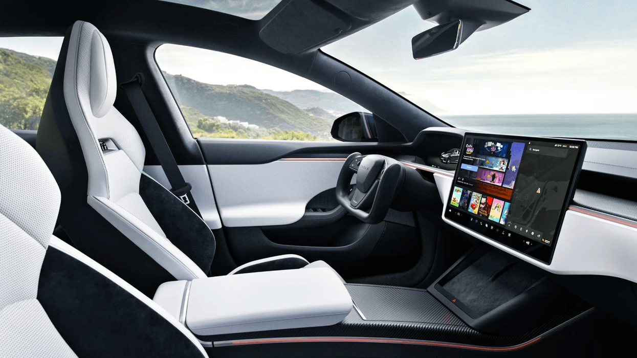 Interior of the Tesla Model S Plaid