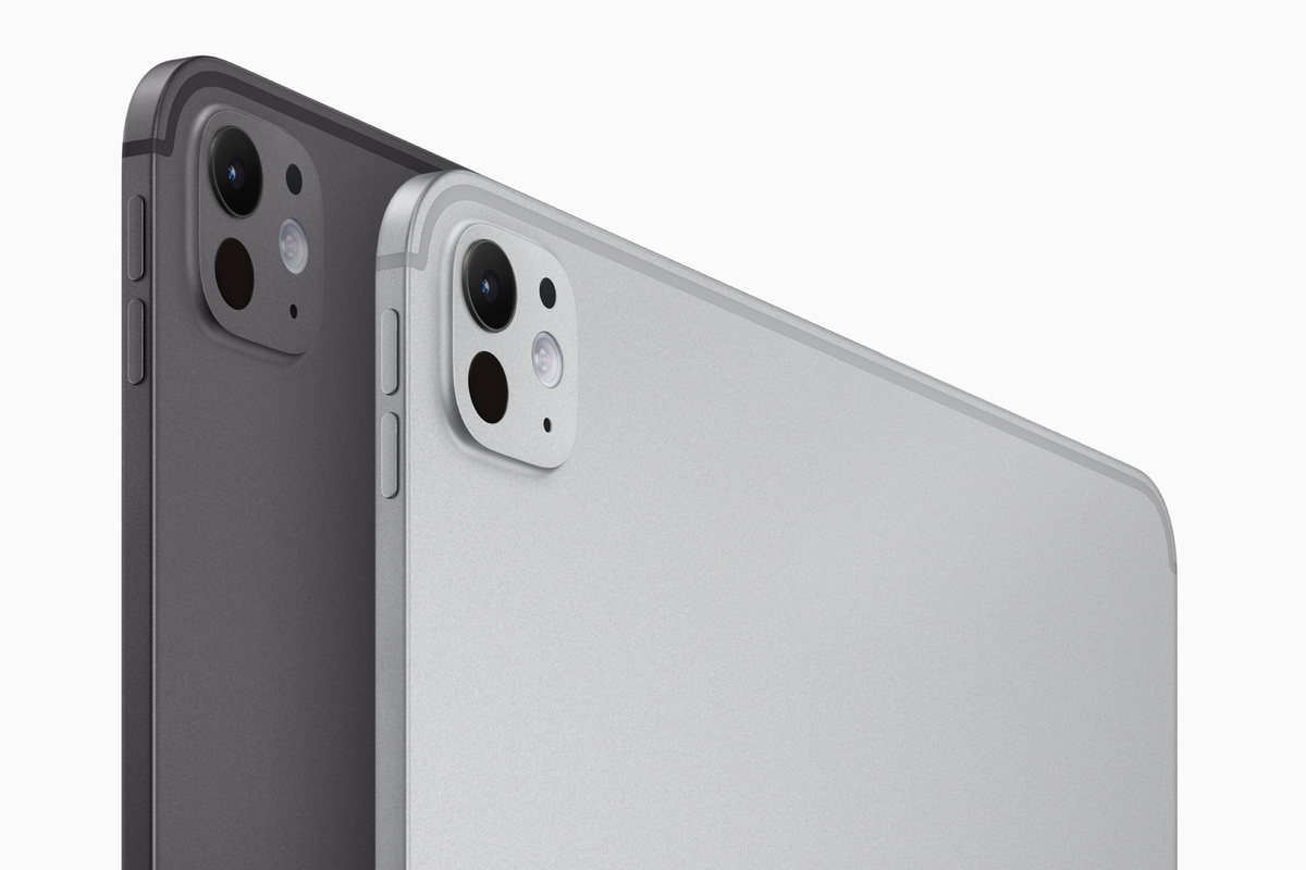 ipad pro pictured side by side in 11-inch and 13-inch models in both space black and silver colour options  