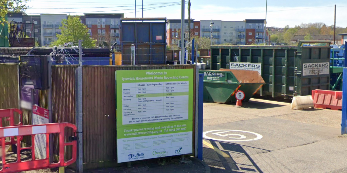 NextImg:County Council tells locals to chuck recyclable materials in with general waste with residents fuming