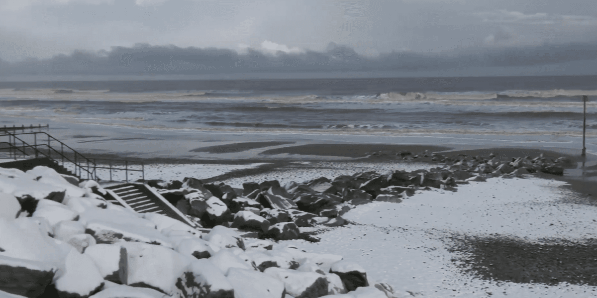 Search and rescue teams persist amid ‘treacherous weather conditions’ on Yorkshire coast following double tragedy Search and rescue teams persist amid ‘treacherous weather conditions’ on Yorkshire coast following double tragedy