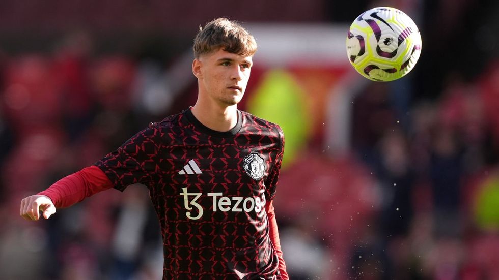 Jack Fletcher, the son of former Manchester United midfielder Darren Fletcher, has been named in the squad to London for Saturday afternoon\u2019s match against Tottenham Hotspur