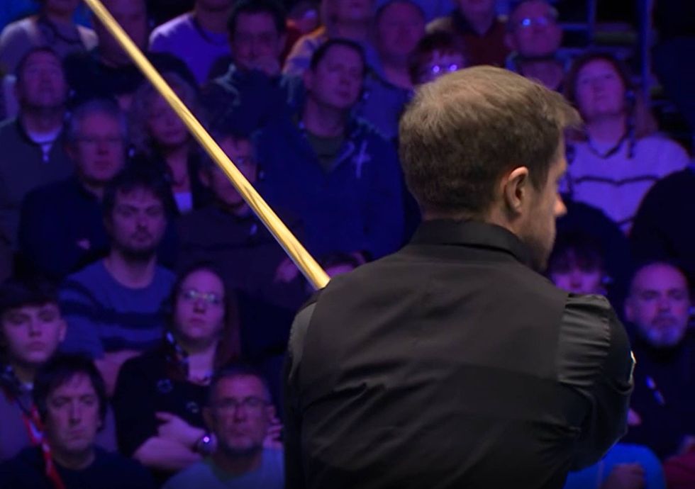 Jack Lisowski nearly hit the table