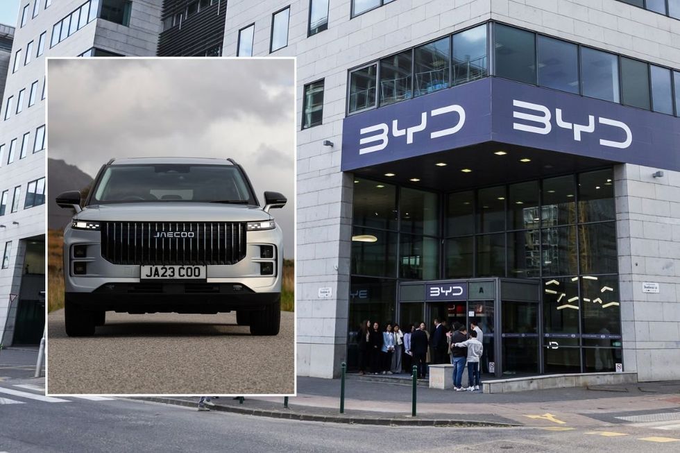 Jaecoo 7 and a BYD office