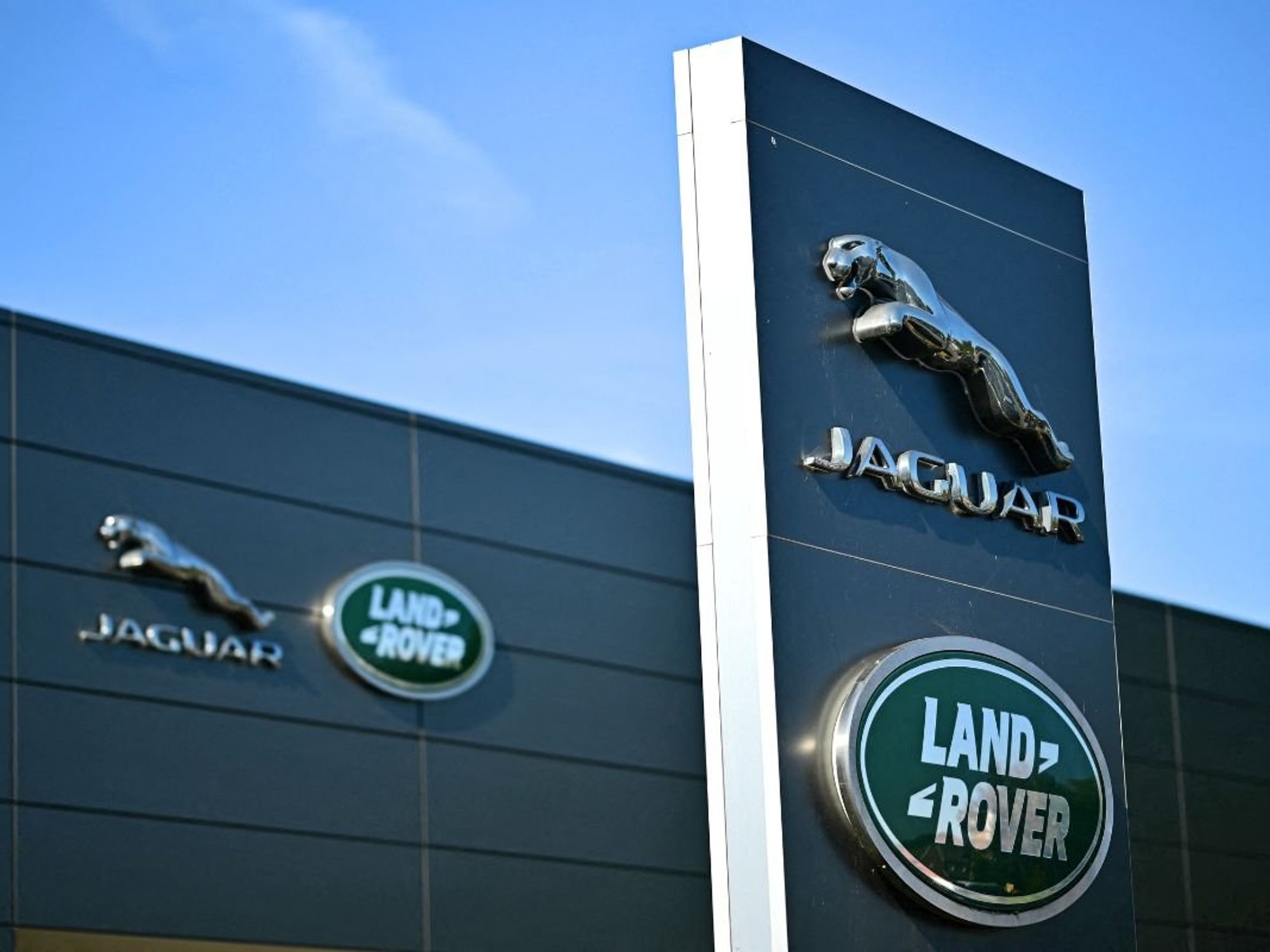 Jaguar Land Rover factory