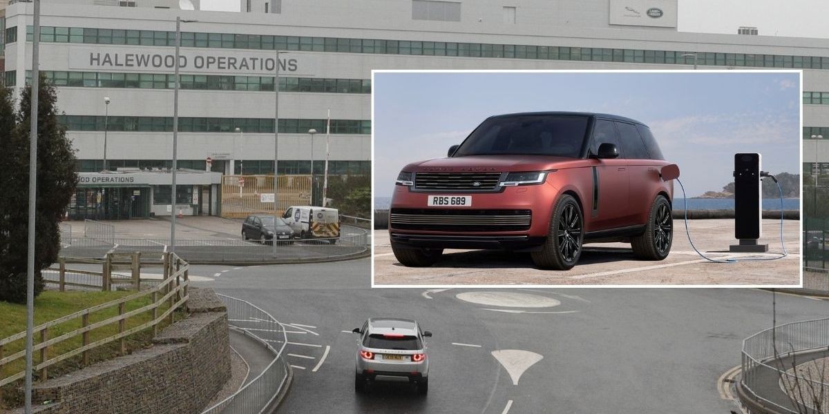NextImg:Jaguar Land Rover backs electric cars with huge £500million funding boost for historic British factory