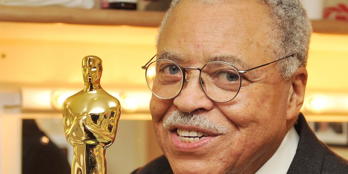 NextImg:James Earl Jones, voice of Darth Vader in Star Wars and Mufasa in Lion King, dies aged 93