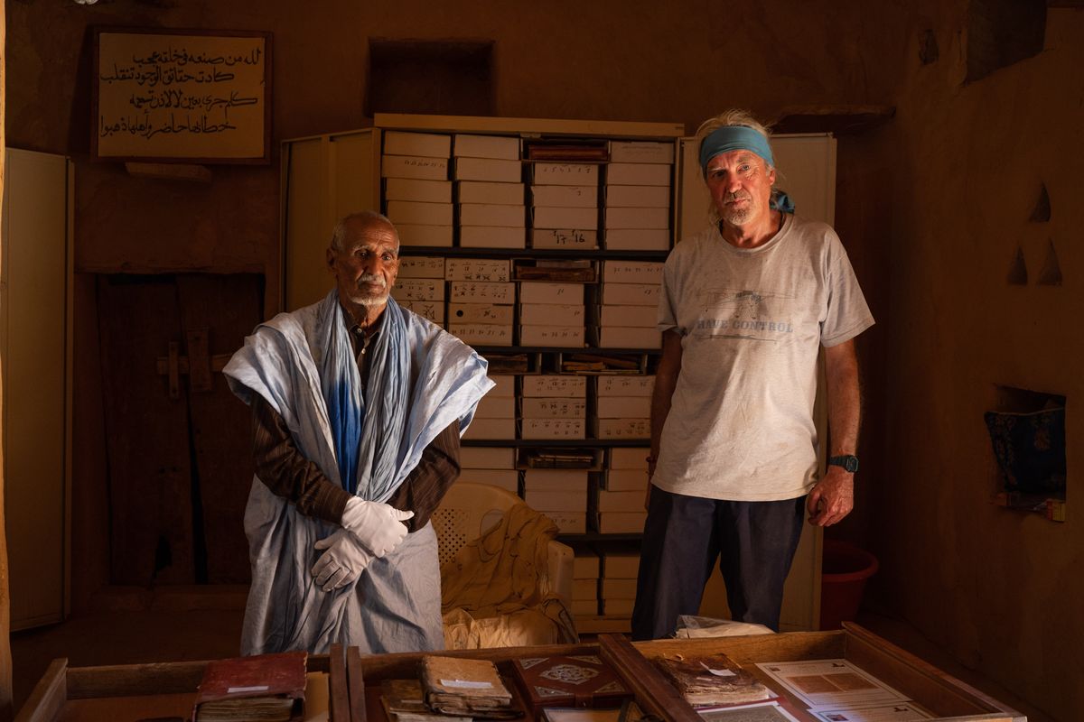 James May in Sand Job