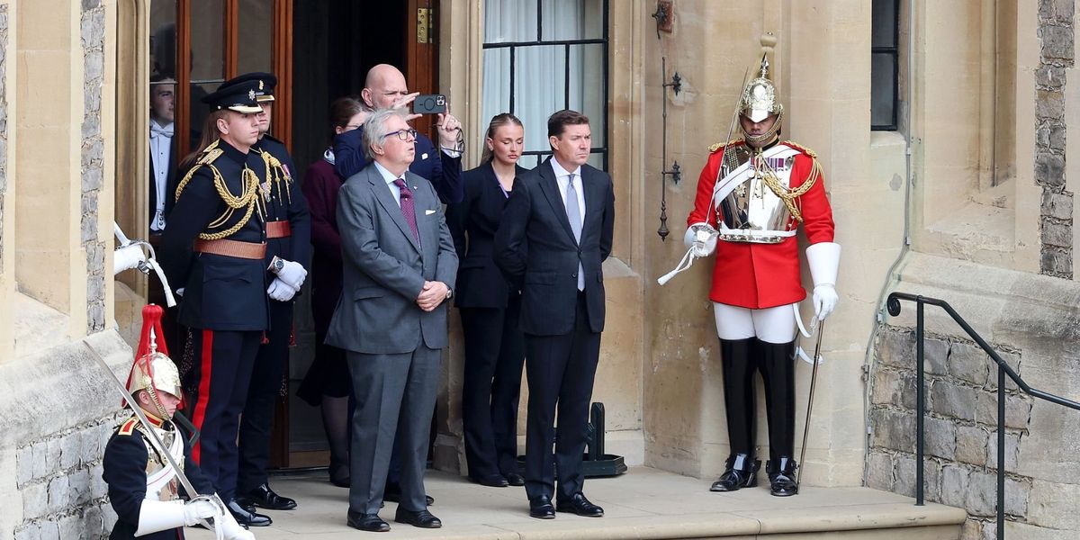 King hands prestigious award to British ambassador who abruptly left Washington embassy role without explanation King hands prestigious award to British ambassador who abruptly left Washington embassy role without explanation
