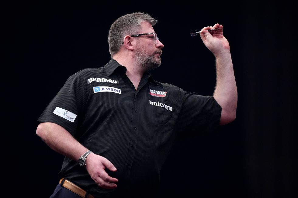 James Wade explained he had been trying to avoid the problematic area, prompting the referee to promise he would raise the matter with tournament officials
