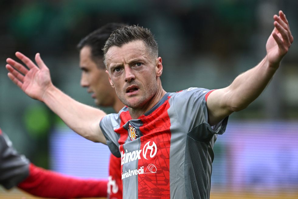 Jamie Vardy is preparing for a return to English football after deciding to leave Italian side Cremonese, with the Leicester City legend still determined to play in the Premier League at the age of 39