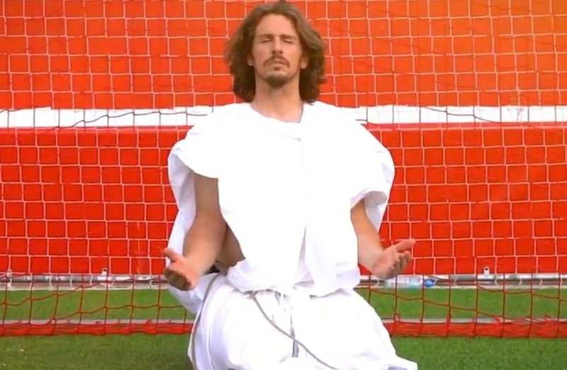 Javi Poves once posed as Jesus for a stunt
